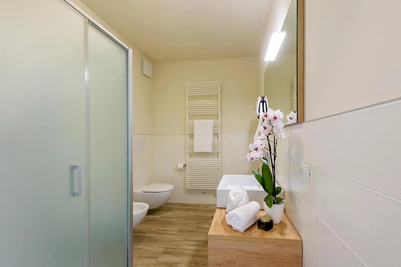 Residence Ruculi Tignale Aparthotel