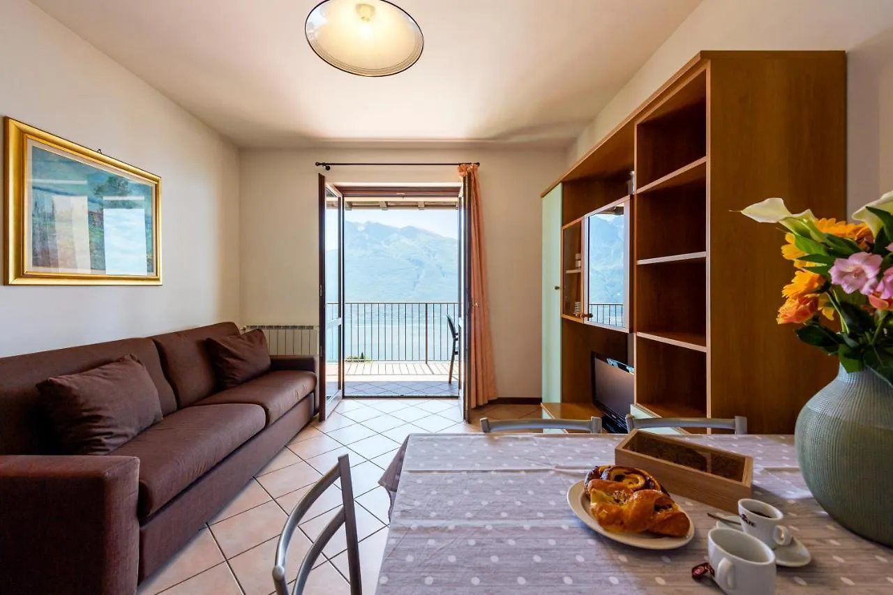 Residence Ruculi Tignale 2*,  Italy